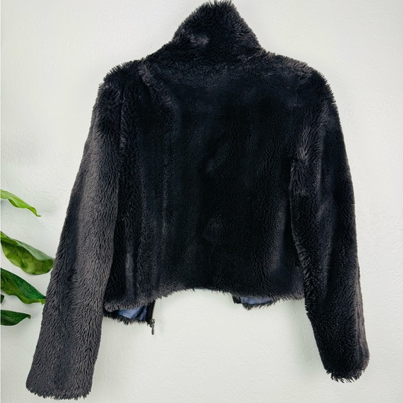 Anthropologie navy Blue Chevron Faux fur coat Jacket - Picture 9 of 9